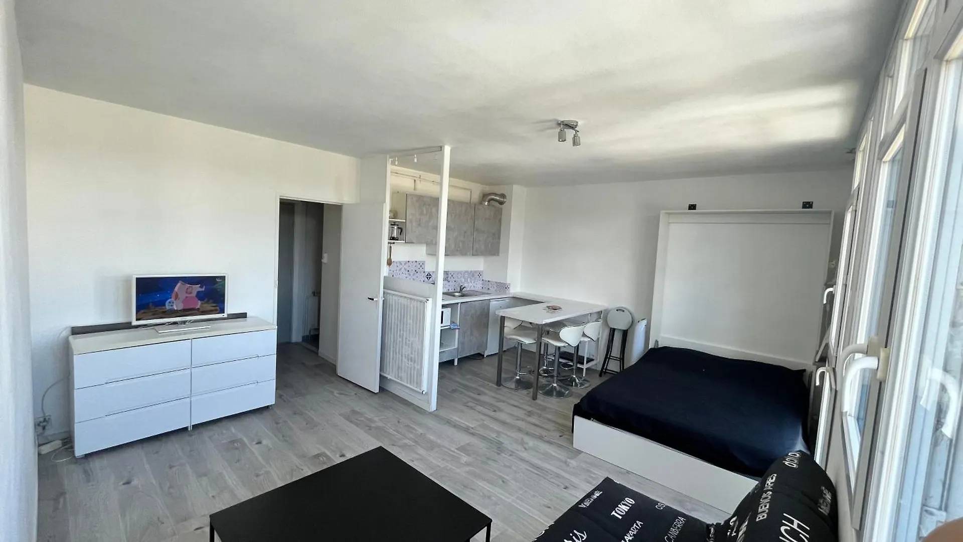 Studio Marseille Calanques فرنسا